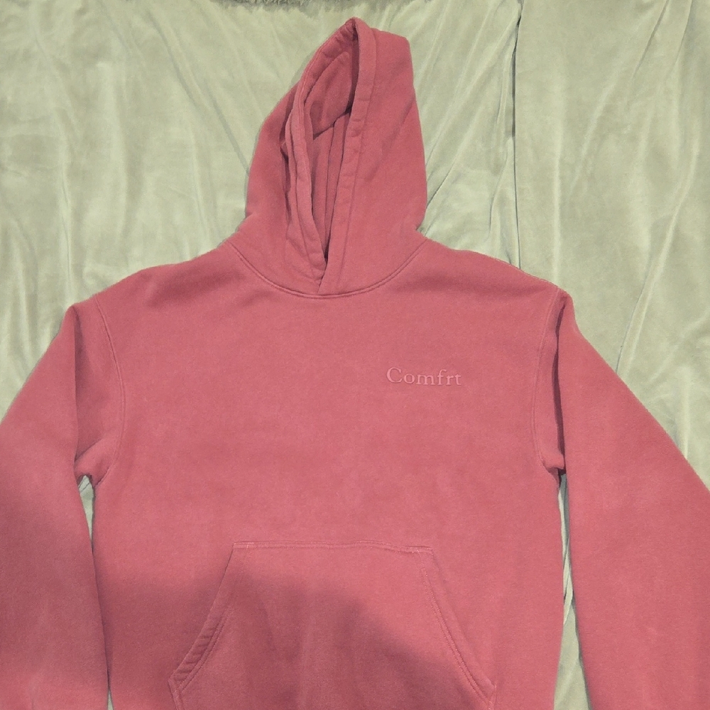 ** SOLD**            NIB- Comfrt LIMITED EDITION Minimalist Hoodie Berry- Medium